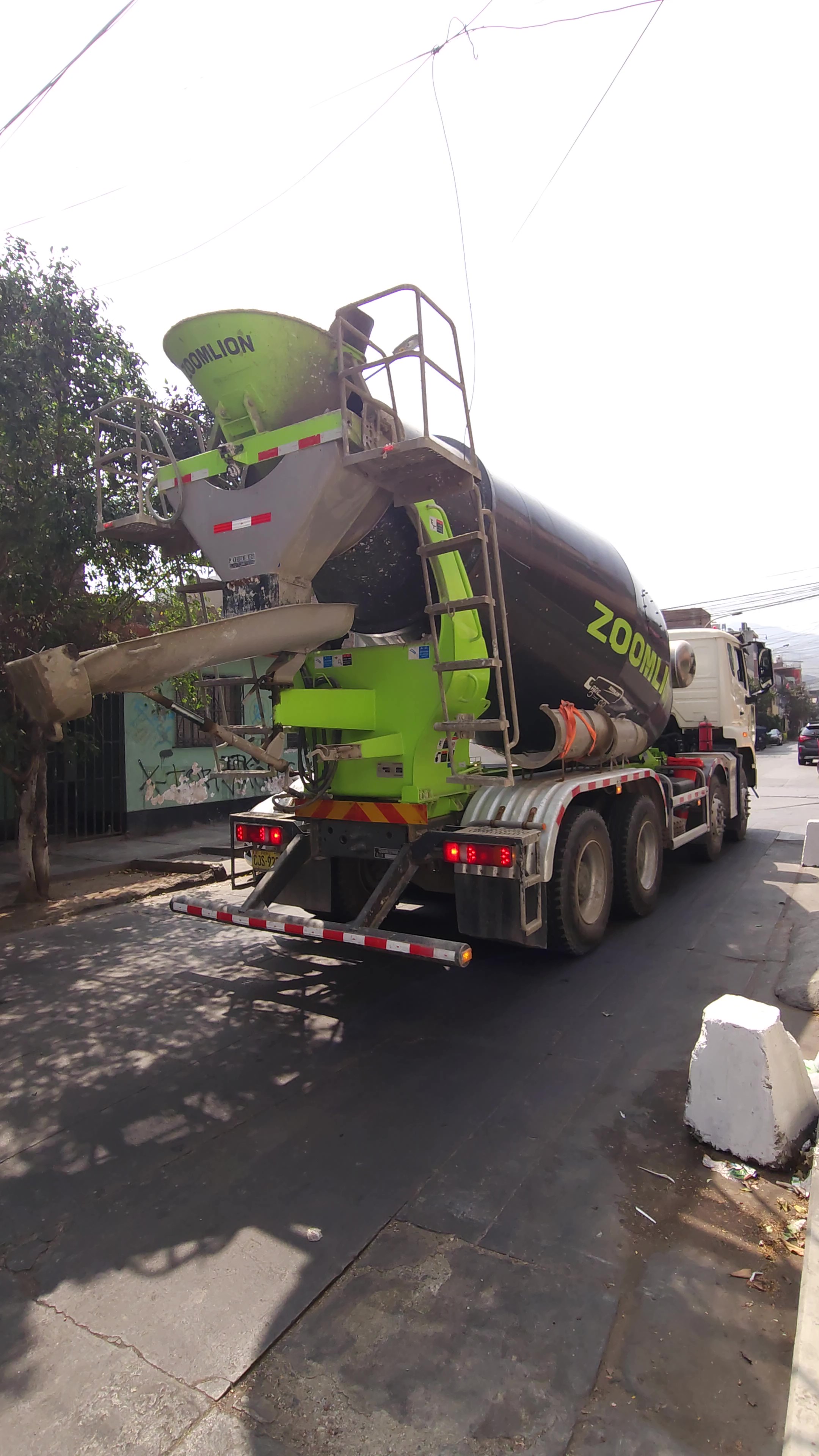 Preparación antes de la descarga de concreto